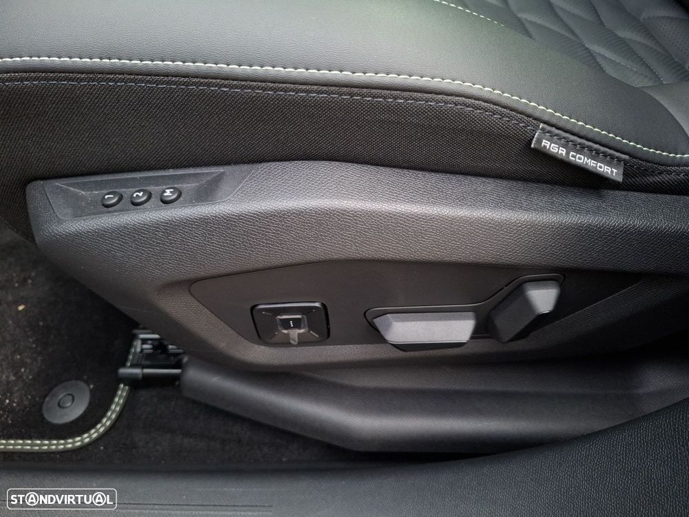 Peugeot E-3008 73 kWh GT - 23