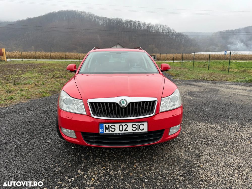 Skoda Octavia Combi 2.0 TDI DPF 4x4 Elegance - 1