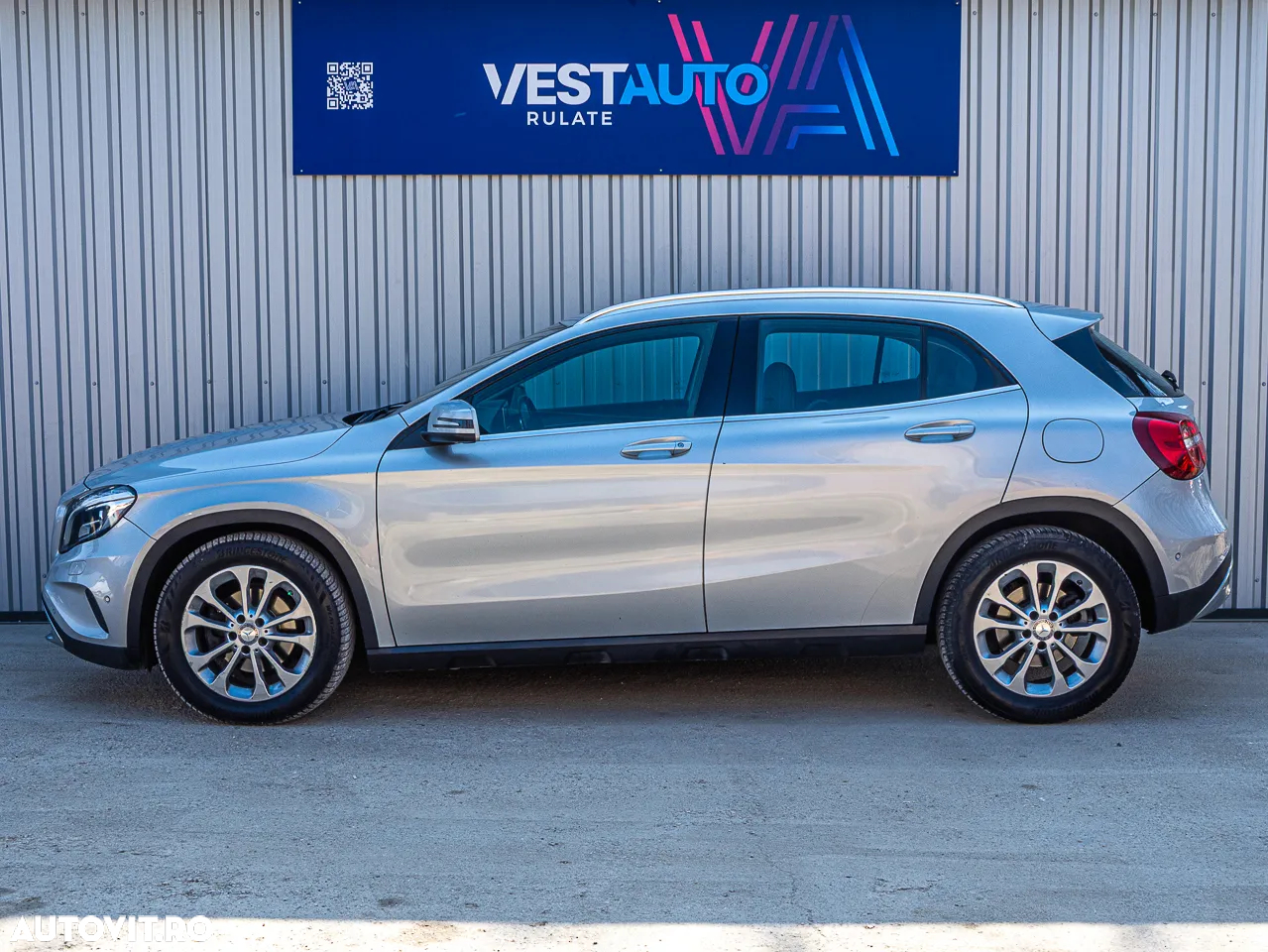 Mercedes-Benz GLA 220 CDI 4Matic 7G-DCT - 27