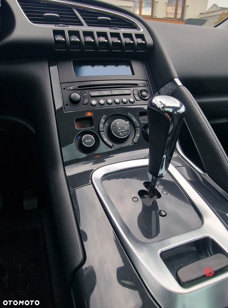Peugeot 3008 1.6 HDi Premium - 9