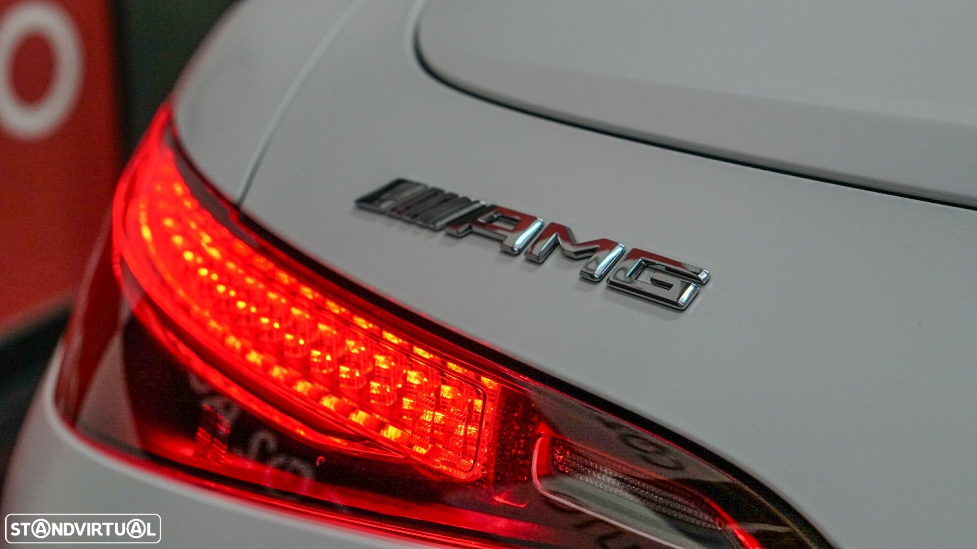 Mercedes-Benz SL 63 AMG - 12