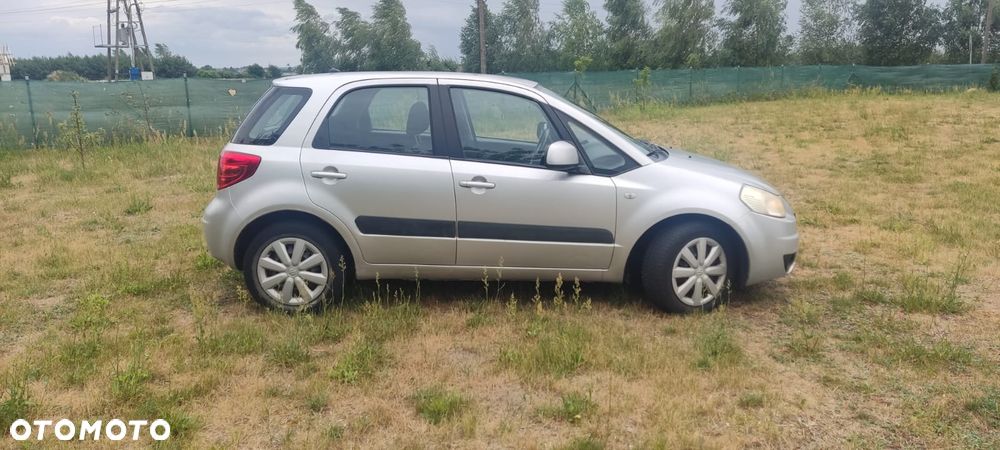 Suzuki SX4 1.6 GLX / Comfort - 8