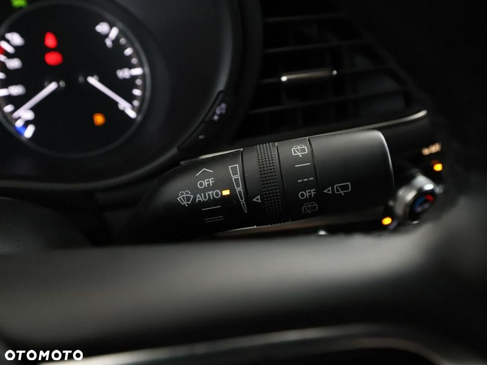 Mazda 3 SKYACTIV-G 2.0 M-Hybrid - 35
