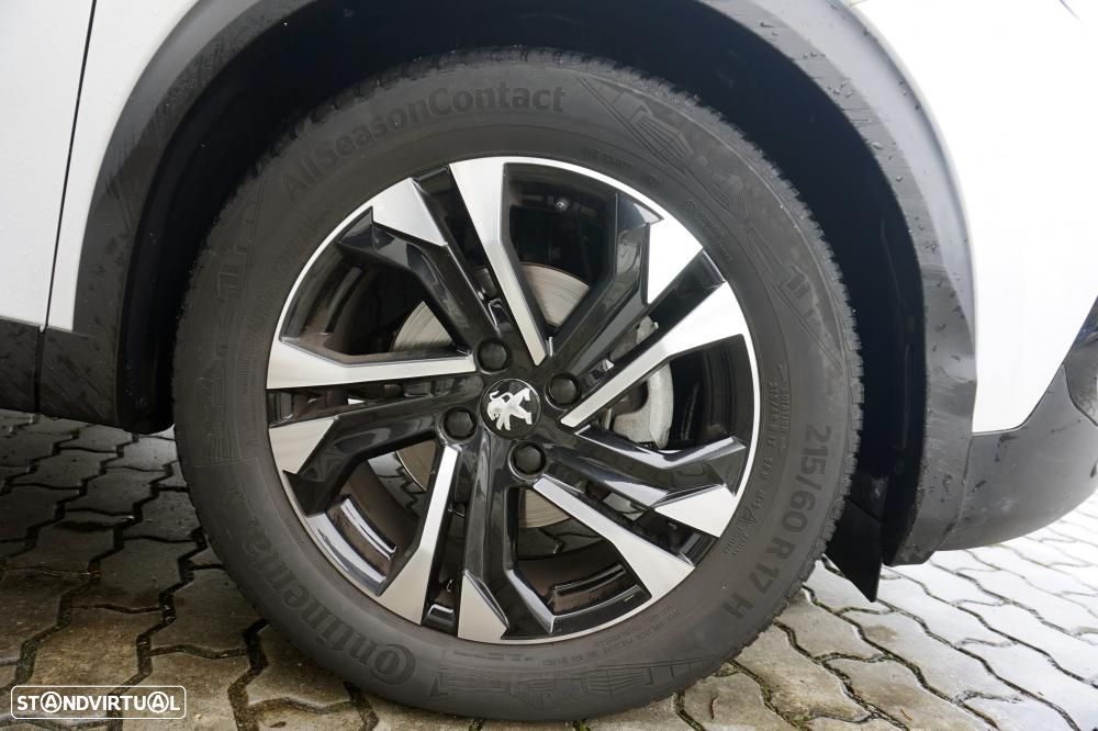 Peugeot 2008 1.2 PureTech GT Line - 32