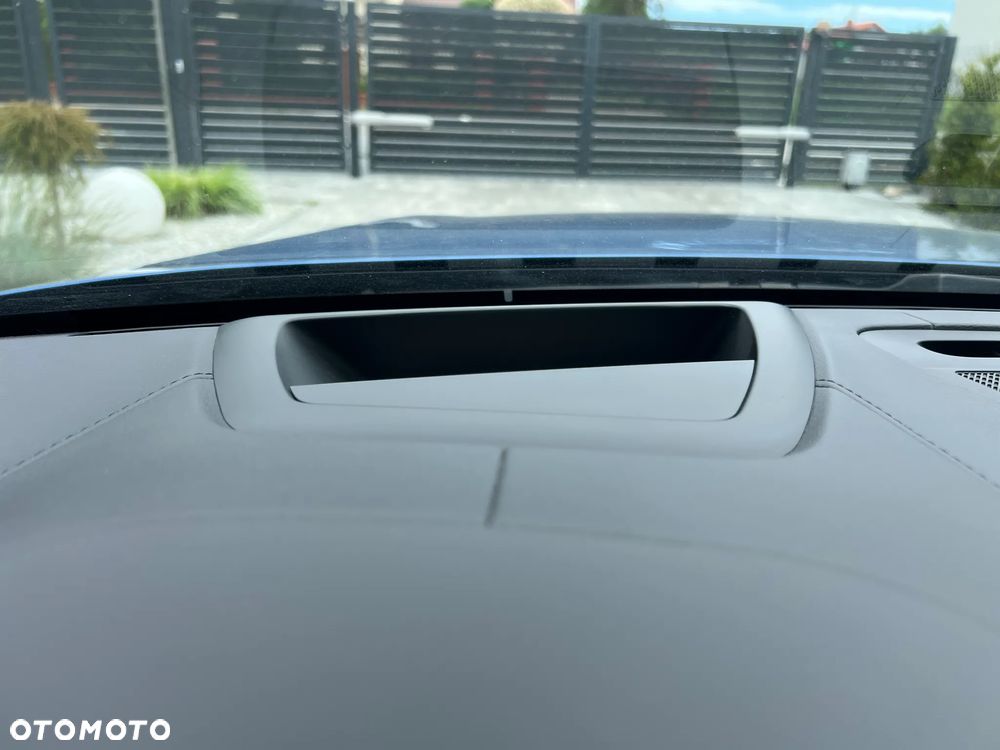 Volvo V60 T8 AWD Twin Engine Geartronic R-Design - 31