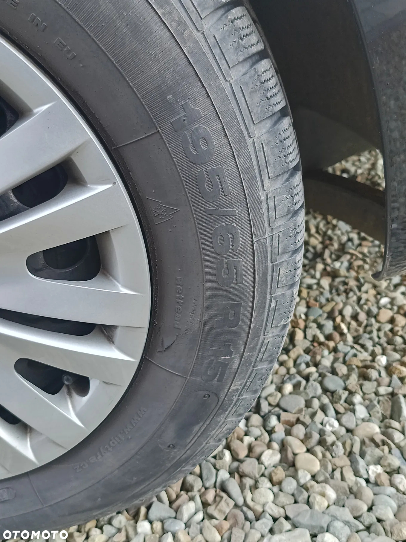 Volkswagen Golf Plus 1.6 TDI DPF Comfortline - 16