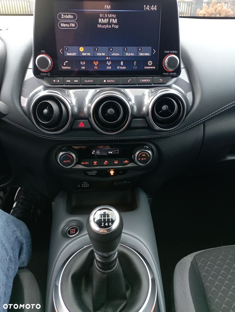 Nissan Juke 1.0 DIG-T Tekna - 12