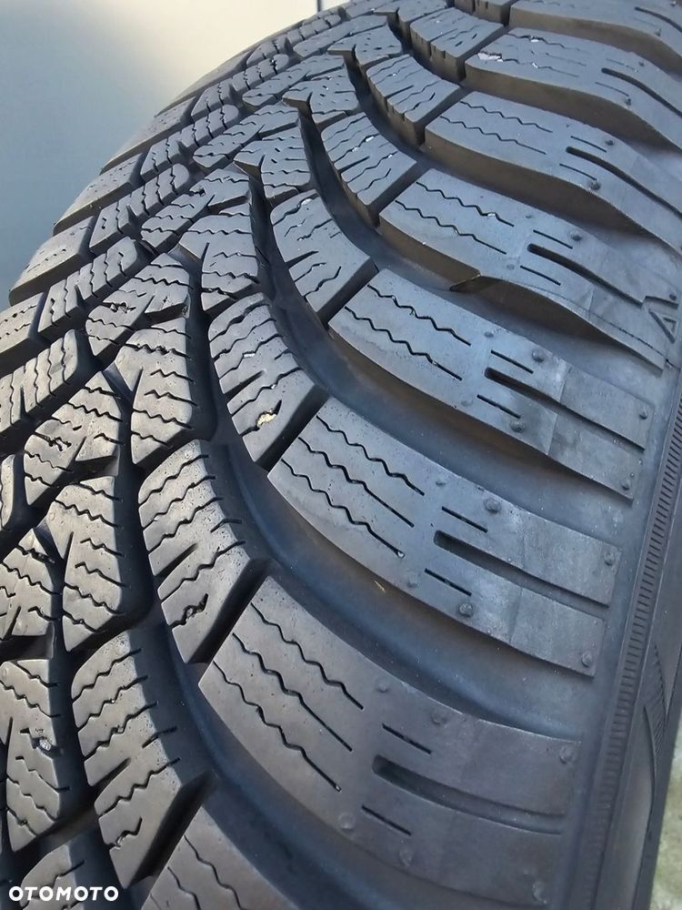 Falken EuroWinter HS01 185/60R15 88 T - 2