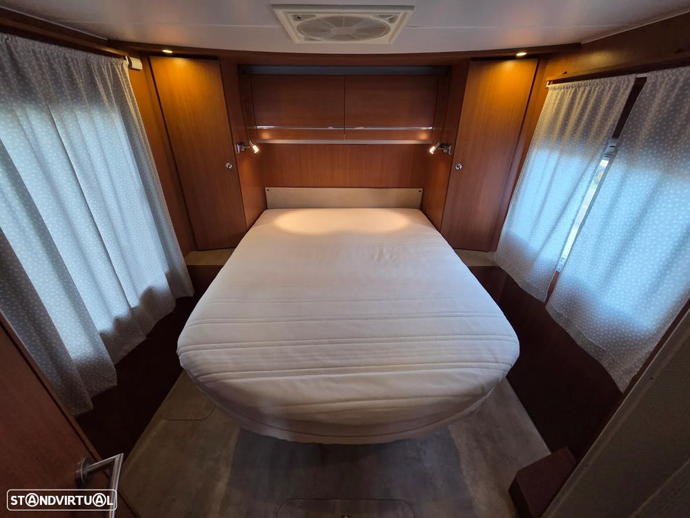 Chausson Welcome i778 Cama Central - 4