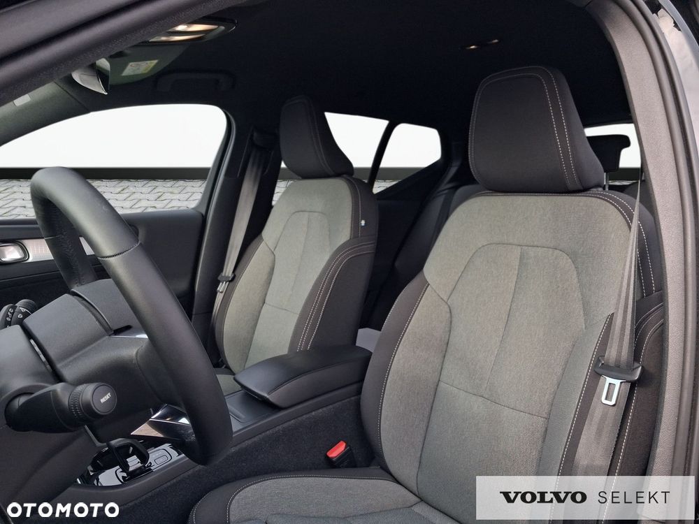 Volvo XC 40 - 21