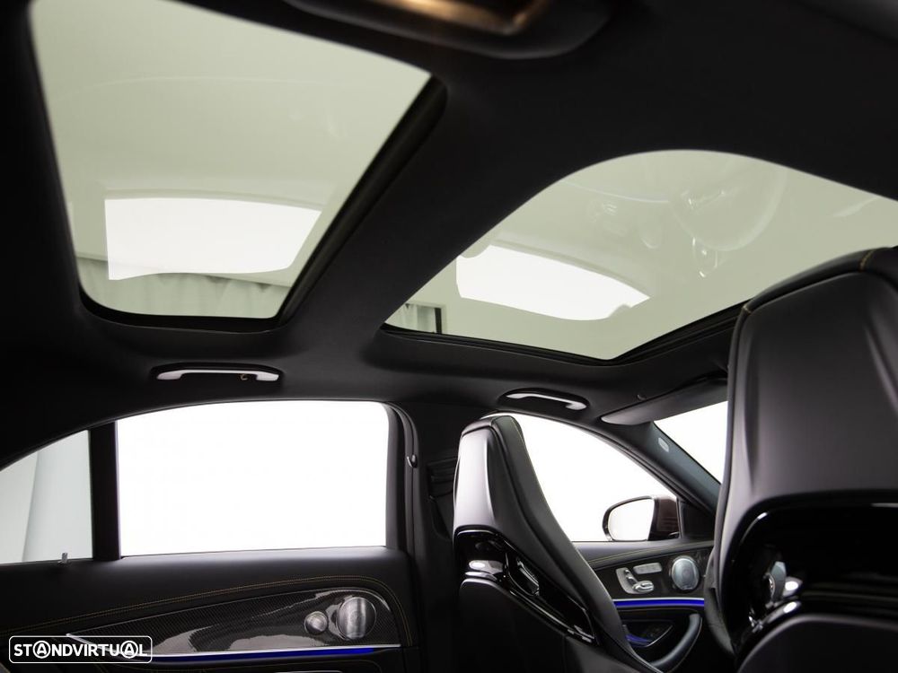 Mercedes-Benz E 63 AMG S 4-Matic+ - 14