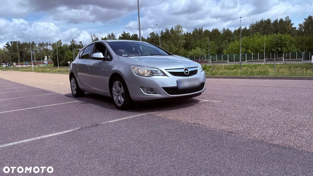 Opel Astra 1.4 T Enjoy - 13