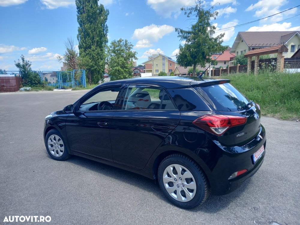 HYUNDAI i20 2016 — imagine 17