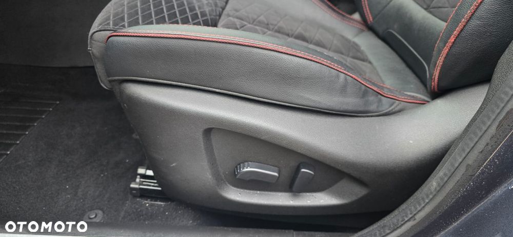 Renault Kadjar TCe 160 EDC GPF BUSINESS EDITION - 24