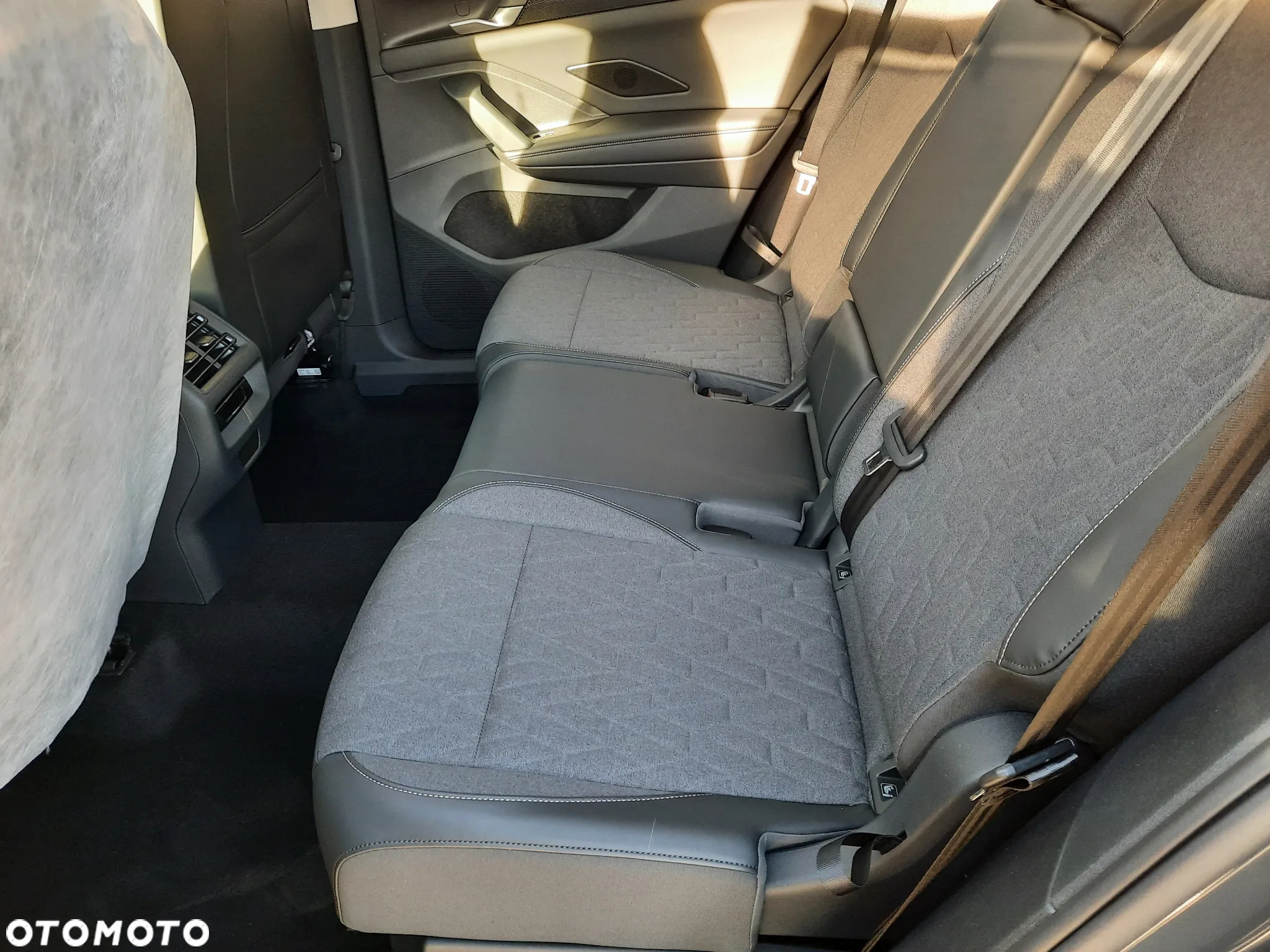 Volkswagen Tayron 2.0 TSI Life Plus DSG - 10