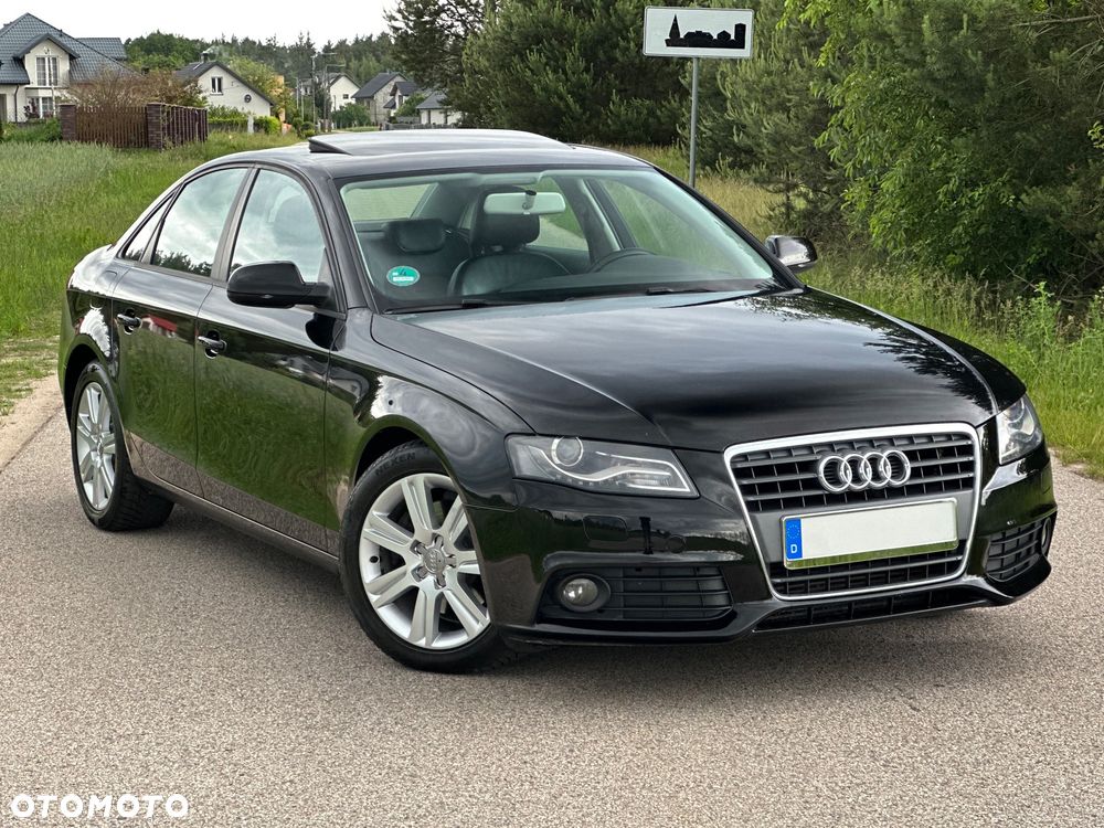 Audi A4 Limousine - 10