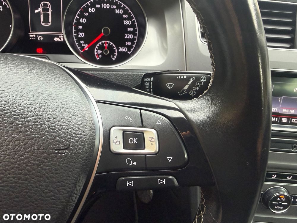 Volkswagen Golf 1.6 TDI BlueMotion Technology Lounge - 25