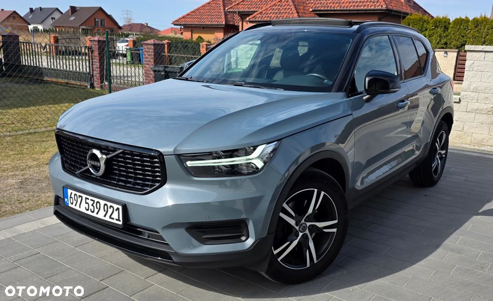 Volvo XC 40 D4 AWD Geartronic R-Design - 2