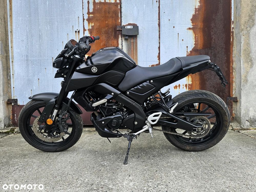 Yamaha MT - 5