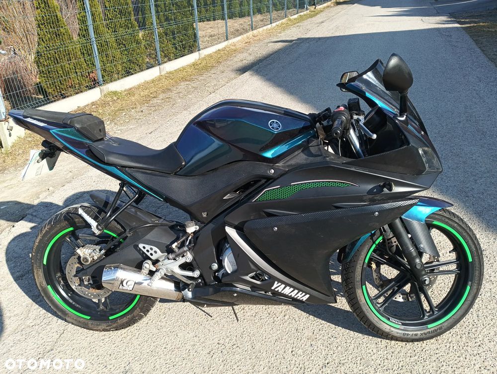 Yamaha YZF - 2