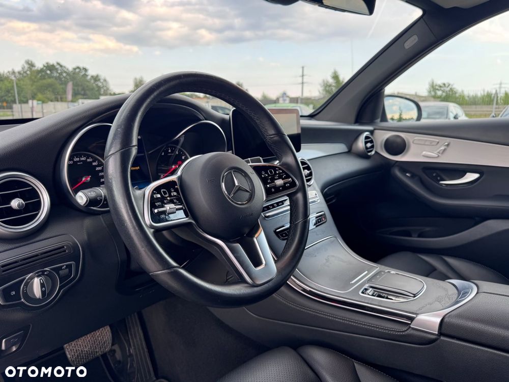 Mercedes-Benz GLC 300 4Matic 9G-TRONIC - 11