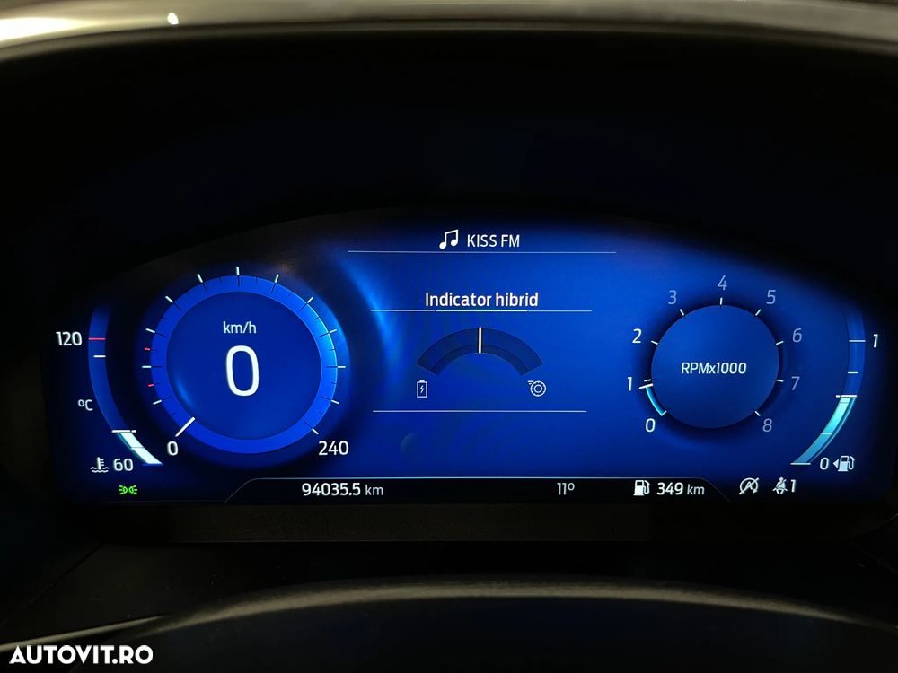 Ford Focus 1.0 EcoBoost 6MT MHEV Titanium - 26