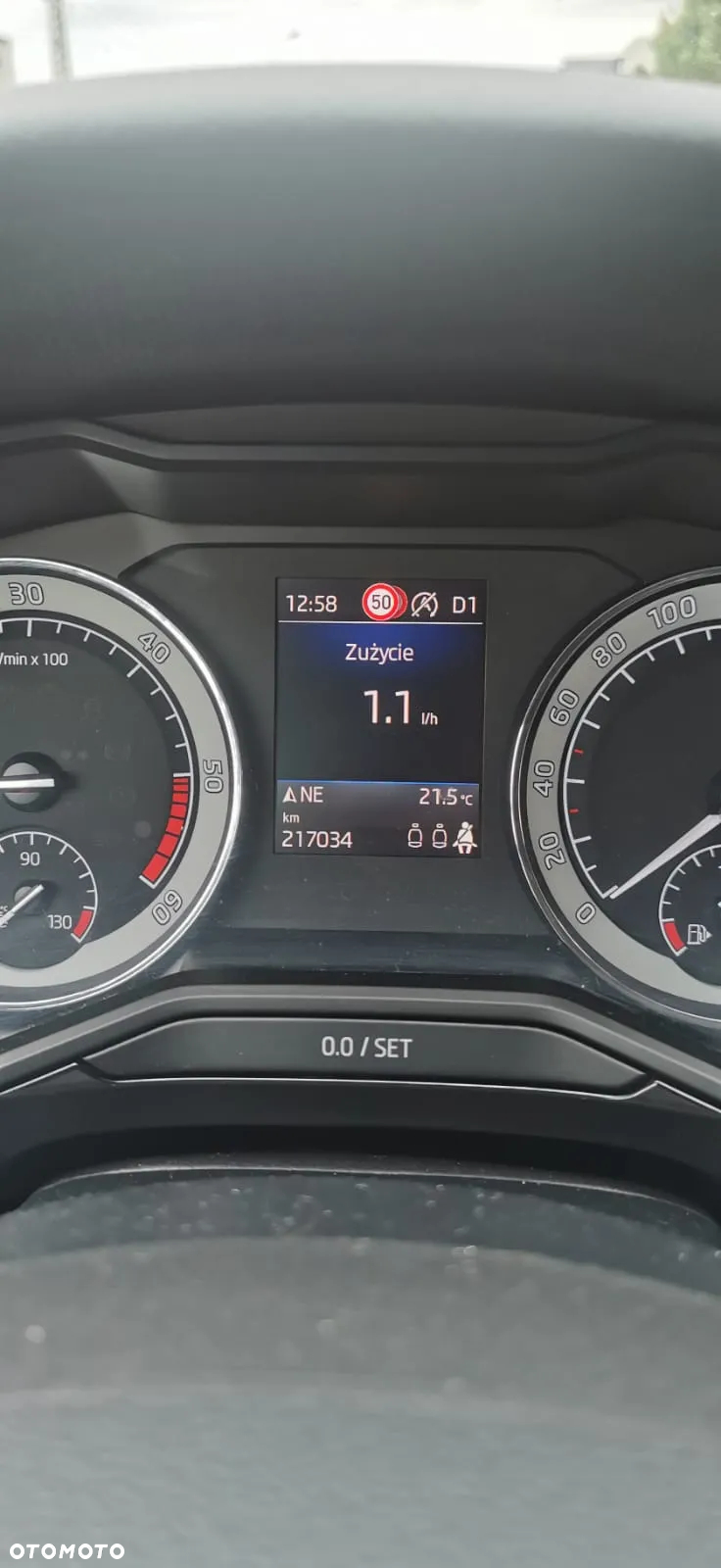 Skoda Superb 2.0 TDI 4x4 L&K DSG - 9