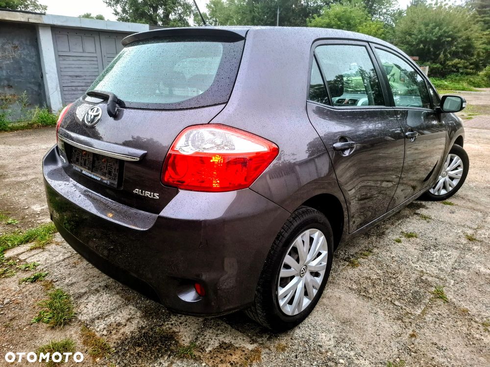 Toyota Auris - 3