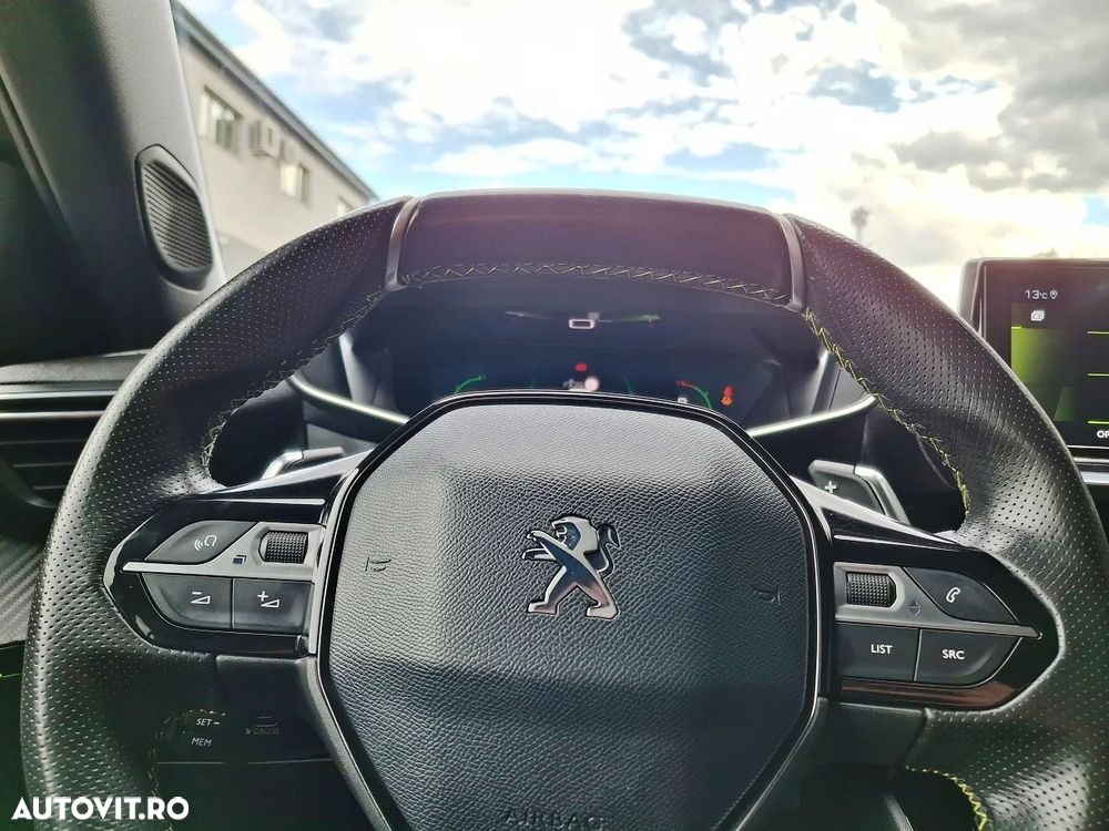 Peugeot 2008 1.2 PureTech EAT8 STT GT Pack - 20