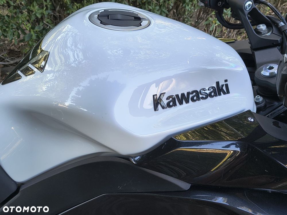 Kawasaki Ninja 1000 SX - 20