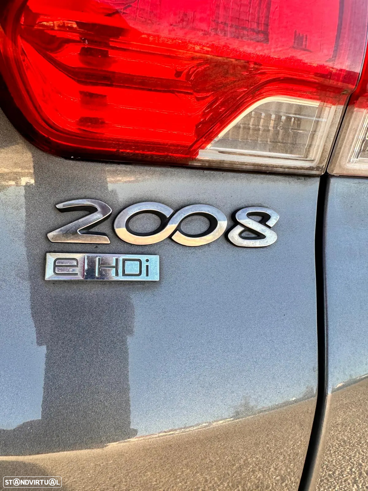 Peugeot 2008 1.6 e-HDi Allure - 16