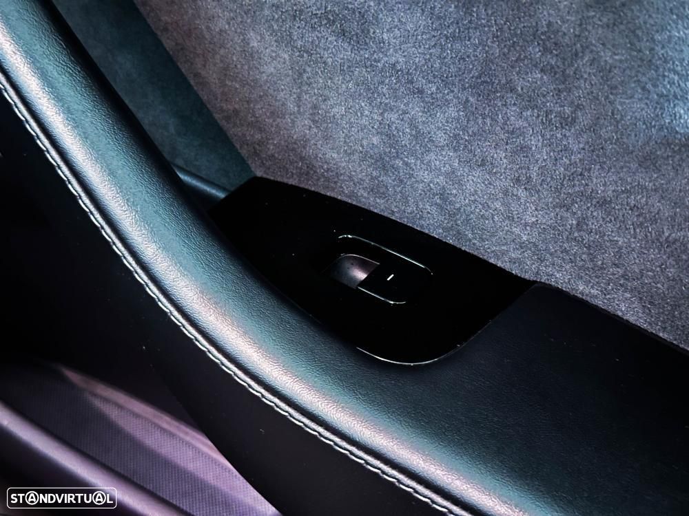 Tesla Model 3 Long-Range Dual Motor AWD - 25