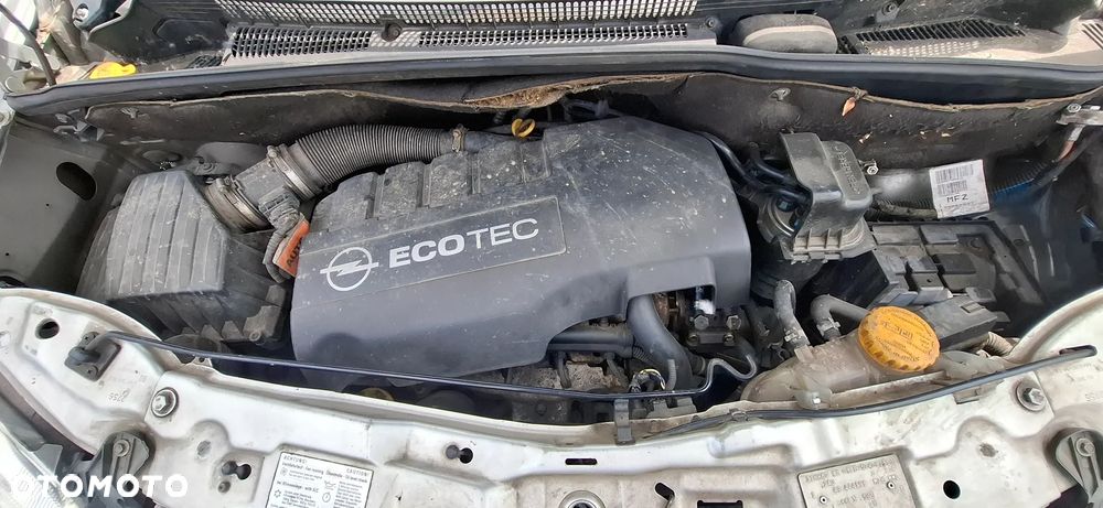 Silnik słupek Opel Meriva A 1.3 CDTI (E75)  Z 13 DTJ - 1