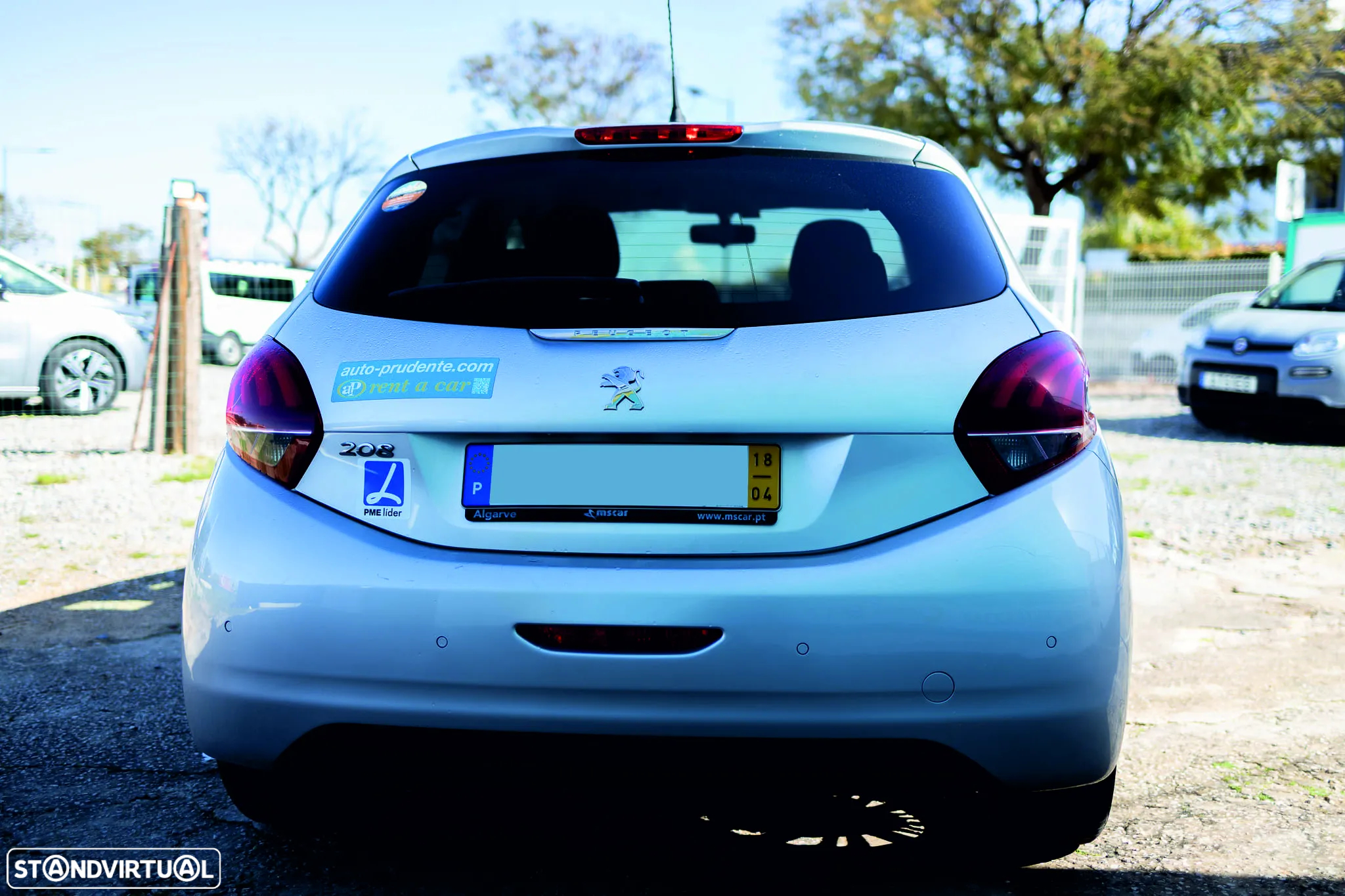Peugeot 208 1.2 PureTech Active - 4