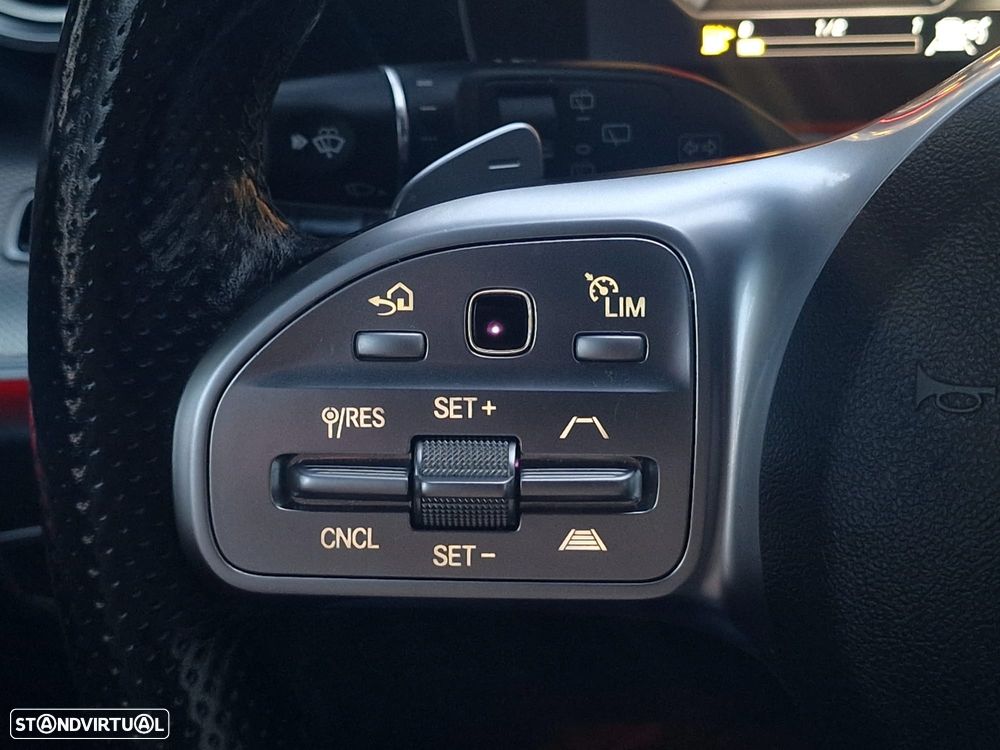 Mercedes-Benz E 300 de 9G-TRONIC AMG Line - 33