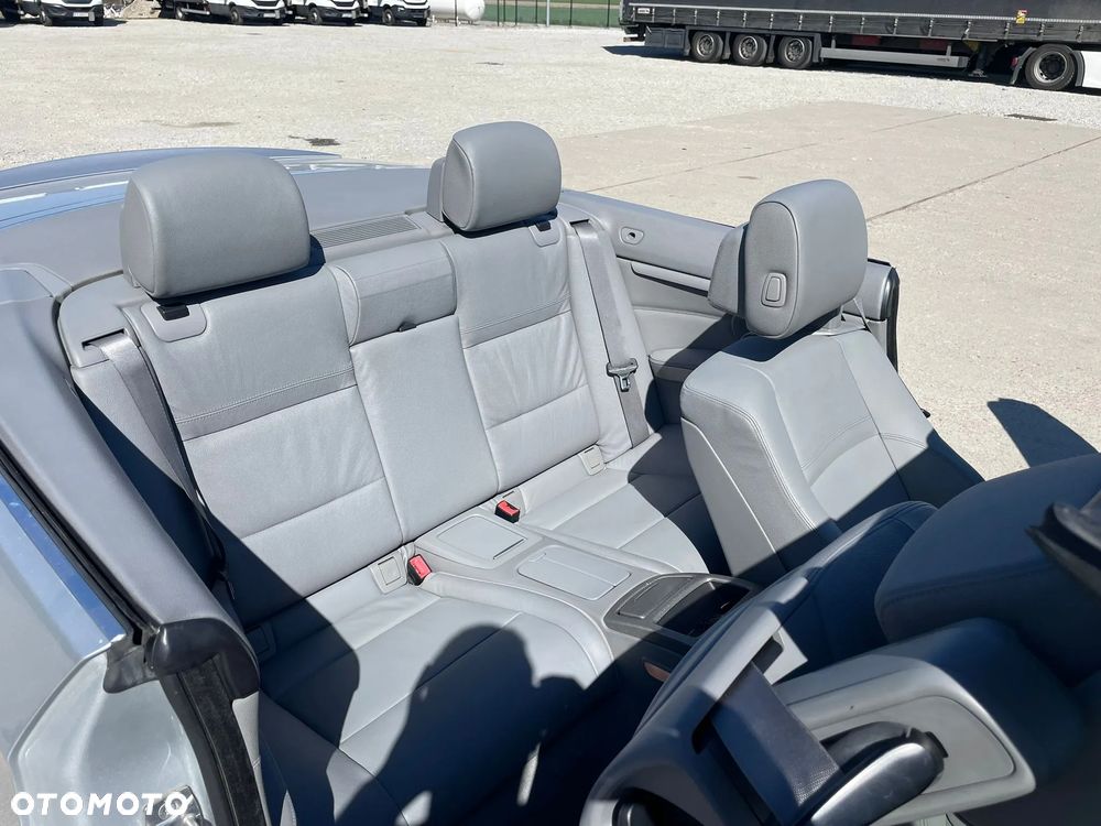 BMW Seria 3 335i - 22