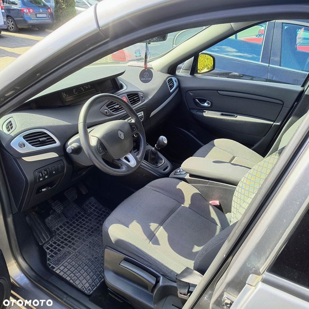Renault Scenic - 2