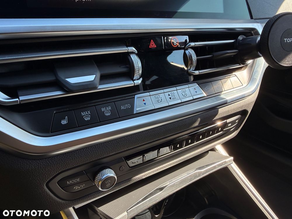 BMW Seria 3 - 35