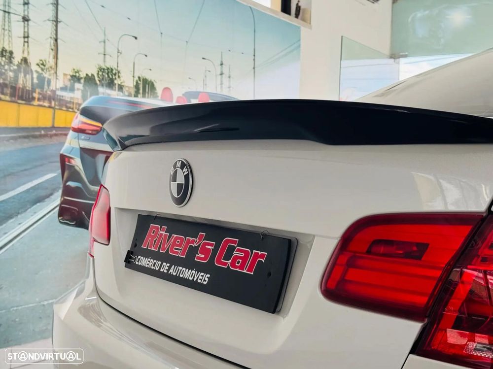 BMW 320 d Aut. M Sport Edition - 17