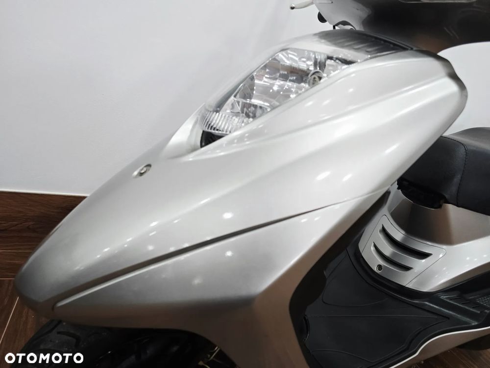 Yamaha Inny - 25