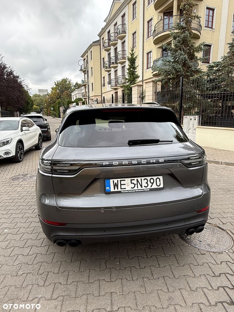 Porsche Cayenne - 12