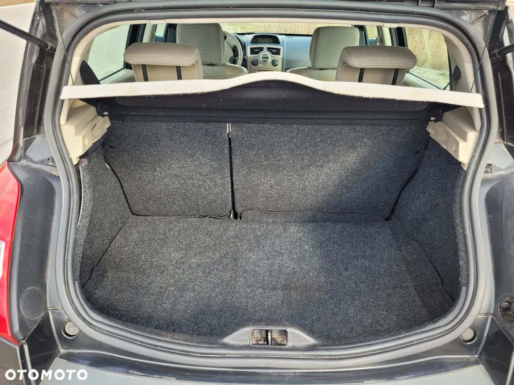 Renault Megane 1.9 dCi FAP Privilege - 5