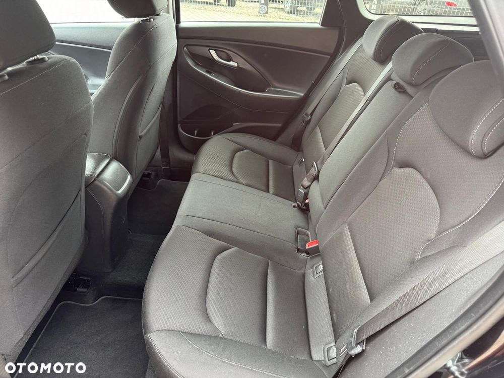 Hyundai i30 - 34