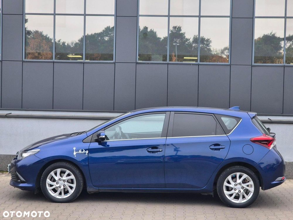 Toyota Auris - 4