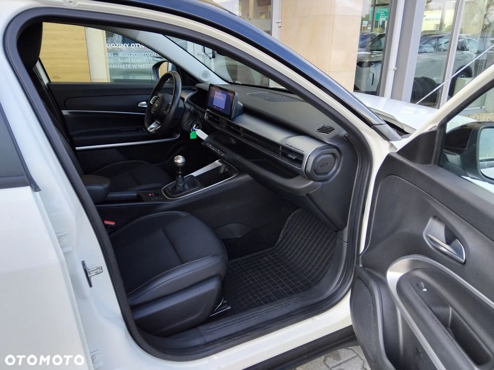 Jeep Avenger 1.2 GSE T3 Altitude Winter Edition FWD - 30
