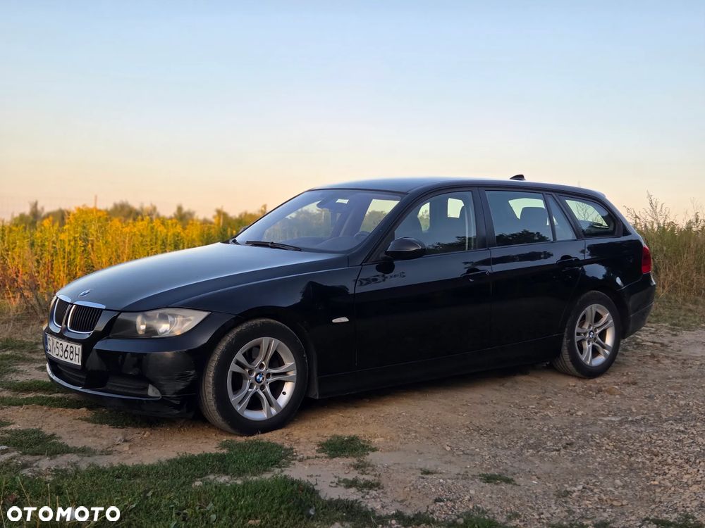 BMW Seria 3 320d - 27