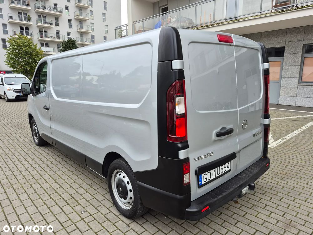 Opel Vivaro - 5