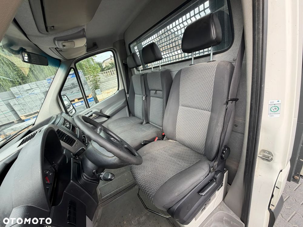 Volkswagen CRAFTER - 13