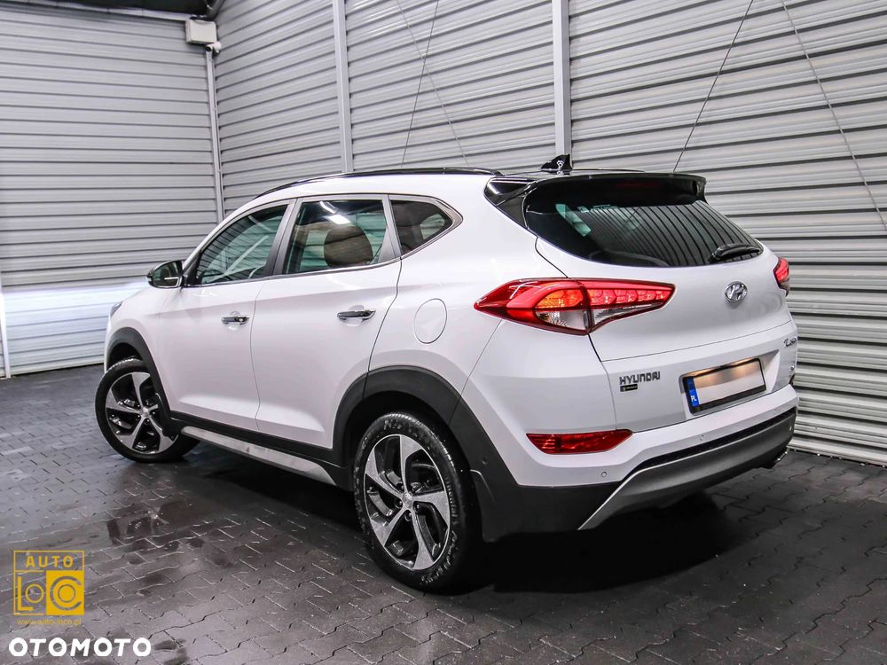 Hyundai Tucson 2.0 CRDI 4WD Automatik Premium - 4