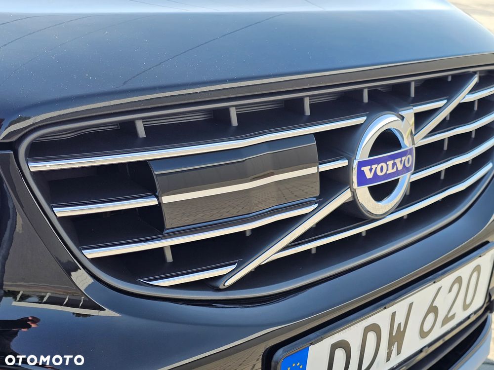 Volvo XC 60 D4 Momentum - 19